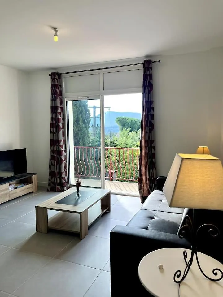 Апартаменты Le Kiwi, Bel Appartement Moderne En Pleine Nature Йер Франция